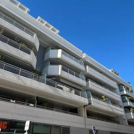 Le Syracuse
