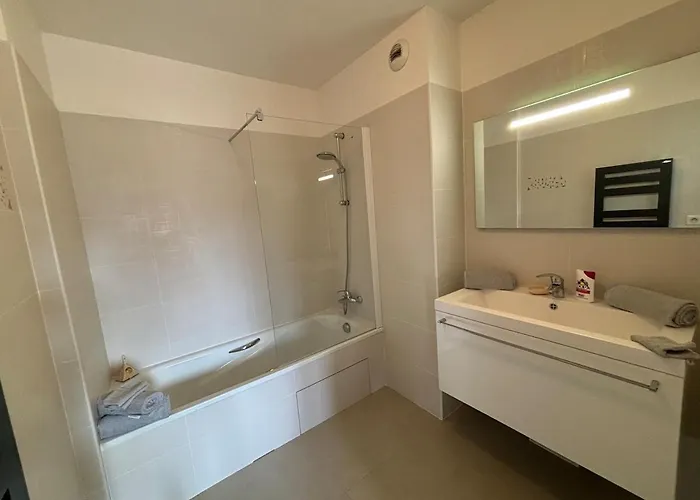 Le Syracuse أنتيب