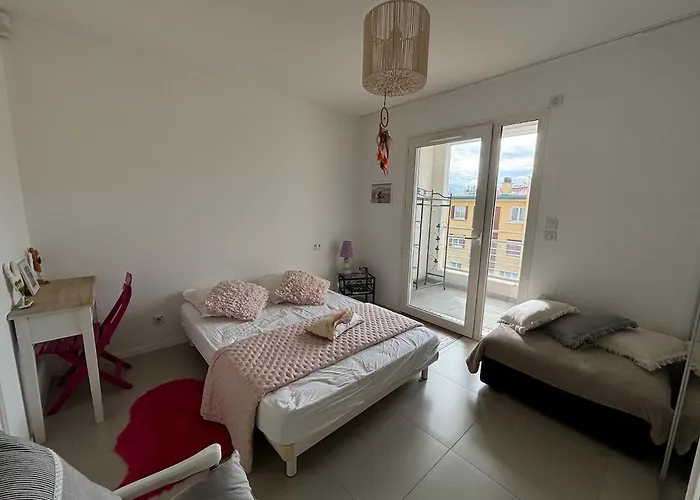 Le Syracuse أنتيب