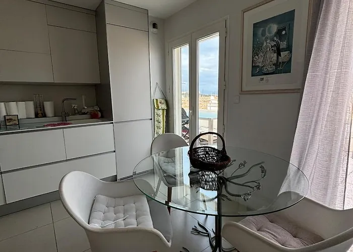 Le Syracuse أنتيب